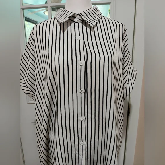 Shein striped button down - Picture 4 of 10